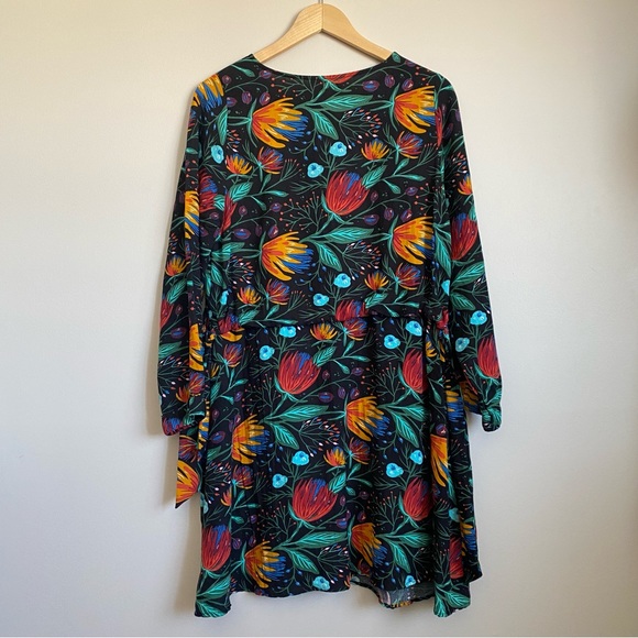 Pepa Loves. Printed dress. Medium. Crew neck, knee length, adjustable waist. - Picture 7 of 7